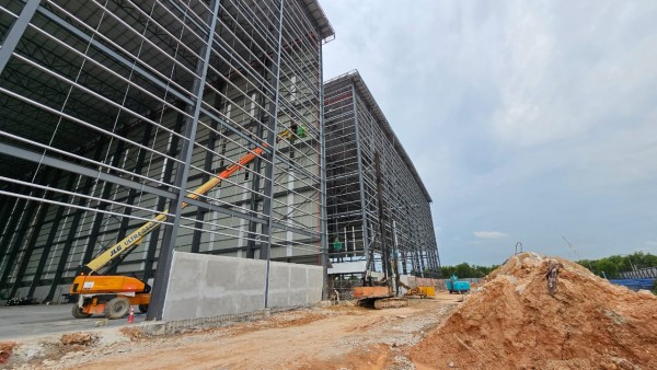 Exio Logistics Hub ASRS