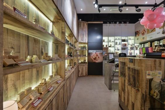 Soap Artisan at One Utama Shopping Mall